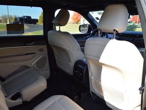 Certified 2023 Jeep Grand Cherokee L Limited w/ Luxury Tech Group II image 38