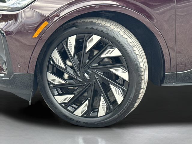 Used 2024 Lincoln Nautilus Reserve w/ Equipment Group 202A AWD/4WD image 47