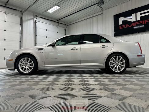 Used 2008 Cadillac STS V RWD image 11