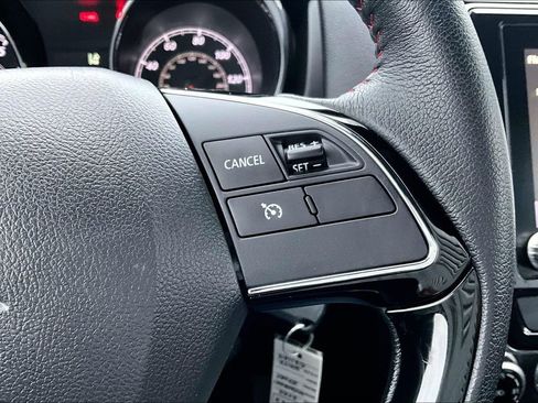 Used 2024 Mitsubishi Outlander Sport AWD image 19