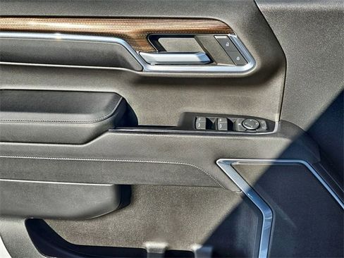 Used 2023 Chevrolet Silverado 1500 RST w/ Z71 Off-Road Package image 19