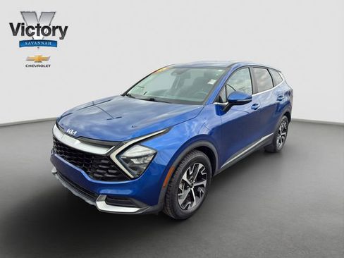 Used 2023 Kia Sportage EX image 3