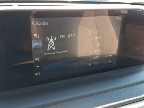 Certified 2021 Lexus RX 350L Premium w/ Premium Package image 18