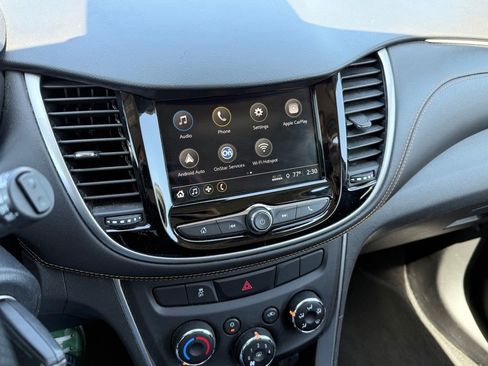 Used 2018 Chevrolet Trax LS AWD/4WD image 10
