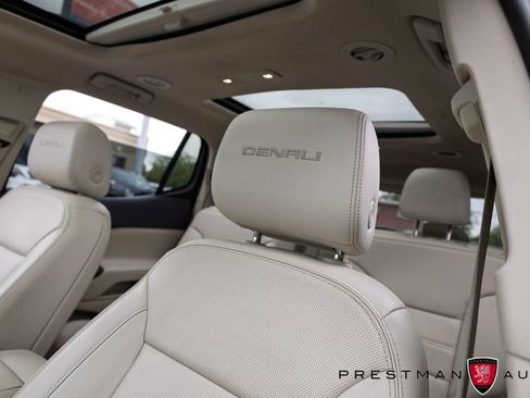 Used 2022 GMC Acadia Denali w/ Denali Technology Package AWD/4WD image 29