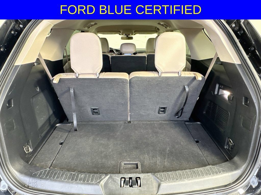 Certified 2022 Ford Explorer Limited AWD/4WD image 30