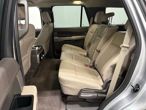 Used 2020 Ford Expedition XLT w/ Equipment Group 201A image 30
