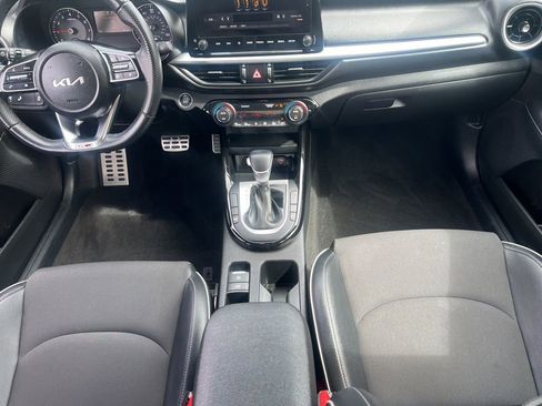 Used 2022 Kia Forte GT-Line w/ GT-Line Technology Package FWD image 17