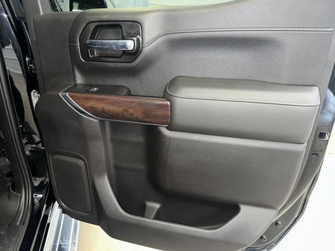 Used 2019 GMC Sierra 1500 SLT w/ SLT Premium Plus Package image 33