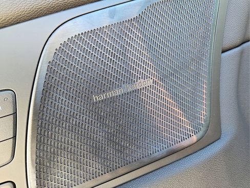 New 2026 Volvo XC60 B5 Plus w/ Protection Package Premier image 22