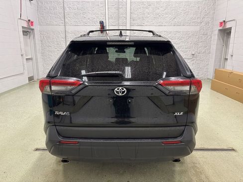 Used 2023 Toyota RAV4 XLE FWD image 5