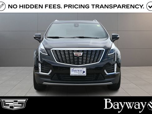 Used 2023 Cadillac XT5 Premium Luxury FWD image 2