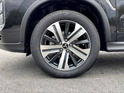 New 2025 Mitsubishi Outlander Sport SE image 10