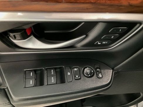 Certified 2022 Honda CR-V Touring image 6