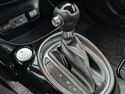 Used 2018 Kia Soul + w/ Audio Package image 12