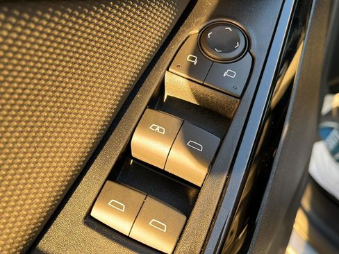 New 2026 Chevrolet Equinox LT w/ Convenience Package II image 10