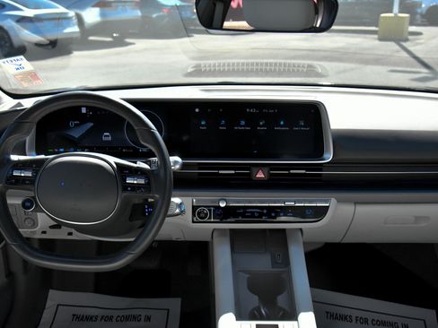 Used 2024 Hyundai Ioniq 6 SEL RWD image 36