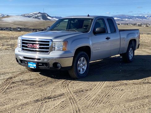 Used 2013 GMC Sierra 1500 SLE w/ Power Tech Package image 11