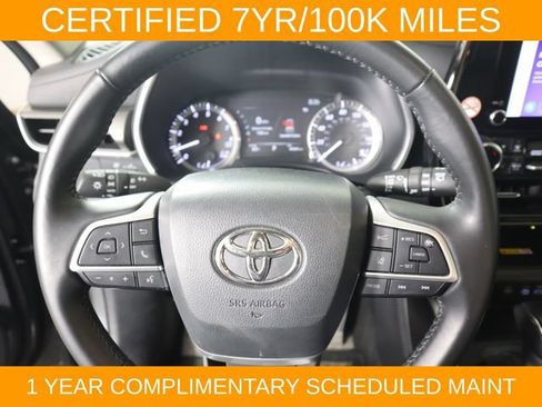 Used 2023 Toyota Highlander XLE FWD image 43