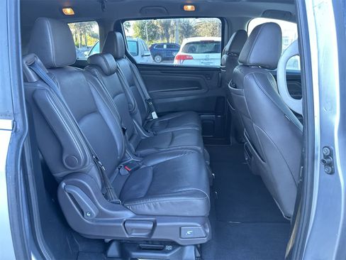 Used 2021 Honda Odyssey Touring image 16