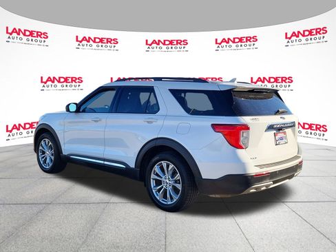 Certified 2020 Ford Explorer XLT w/ Equipment Group 202A image 5