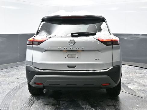 Used 2023 Nissan Rogue SV FWD image 11