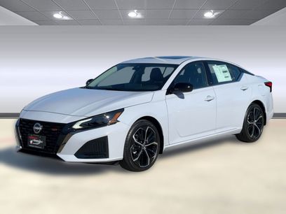 New 2025 Nissan Altima 2.5 SR