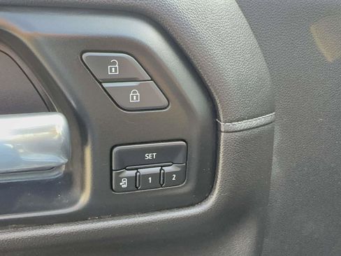 Used 2022 GMC Sierra 1500 SLT w/ SLT Premium Plus Package image 21