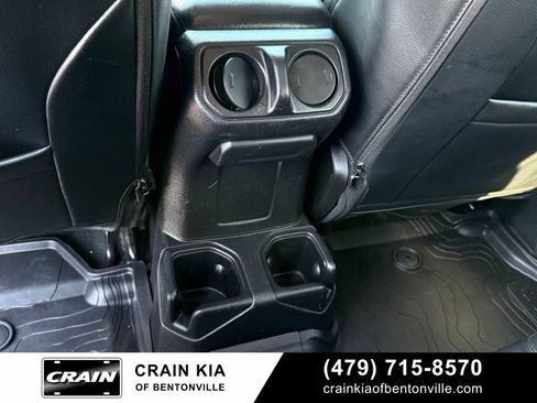 Used 2018 Jeep Wrangler Unlimited Sport AWD/4WD image 26