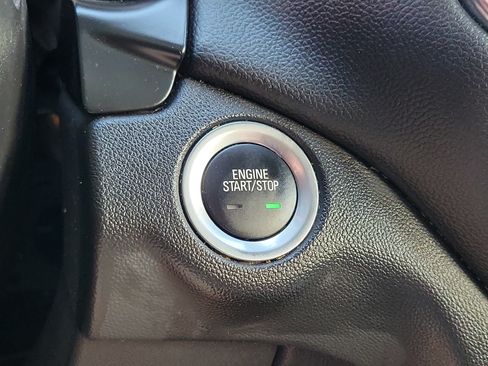 Used 2024 Chevrolet Equinox LT FWD image 13