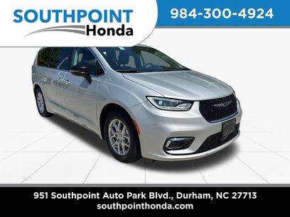 Used 2024 Chrysler Pacifica Touring-L