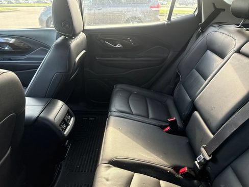 Used 2019 GMC Terrain Denali w/ Advanced Safety Package FWD image 5