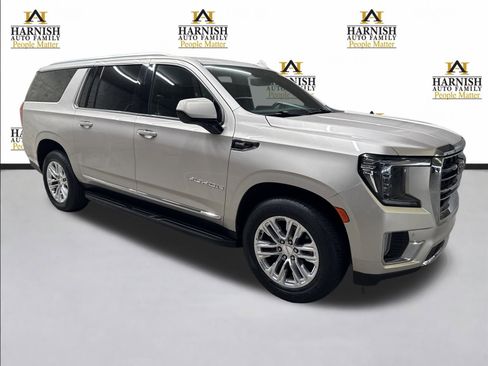 Used 2021 GMC Yukon XL SLT AWD/4WD image 14