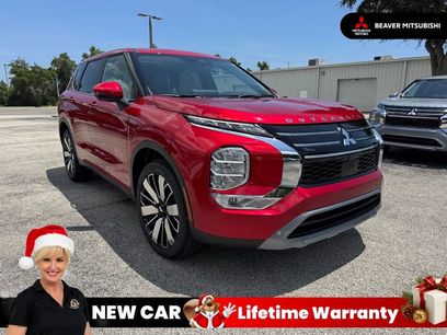 New 2025 Mitsubishi Outlander SE