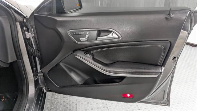 Used 2019 Mercedes-Benz CLA 250 4MATIC image 23