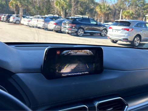 Used 2020 MAZDA CX-5 Touring image 11