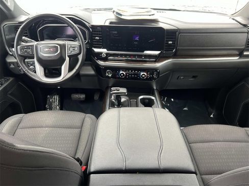 Certified 2023 GMC Sierra 1500 Elevation image 12