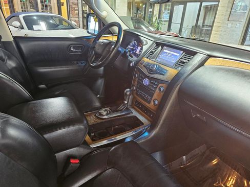 Used 2014 INFINITI QX80 4WD w/ Theater Package image 13