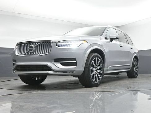 Used 2024 Volvo XC90 B5 Core w/ Protection Package Premier AWD/4WD image 36