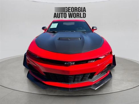 Used 2021 Chevrolet Camaro LT image 10