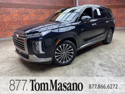Used 2024 Hyundai Palisade Calligraphy image 1