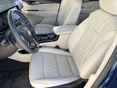 Used 2023 Buick Envision Avenir image 19