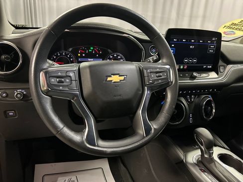 Used 2024 Chevrolet Blazer LT w/ Convenience Package FWD image 15