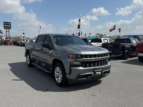 Used 2021 Chevrolet Silverado 1500 Custom AWD/4WD image 3