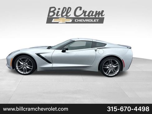 Used 2015 Chevrolet Corvette Stingray Z51 w/ 2LT Preferred Equipment Group image 40