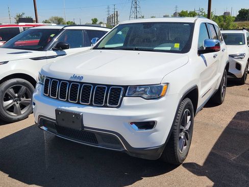 Used 2018 Jeep Grand Cherokee Limited AWD/4WD image 4