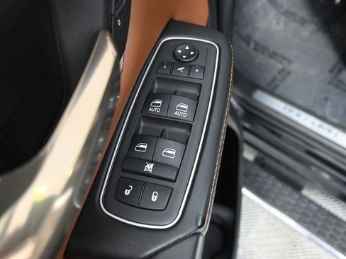 Used 2022 RAM 1500 Limited w/ Body-Colour Bumper Group AWD/4WD image 20
