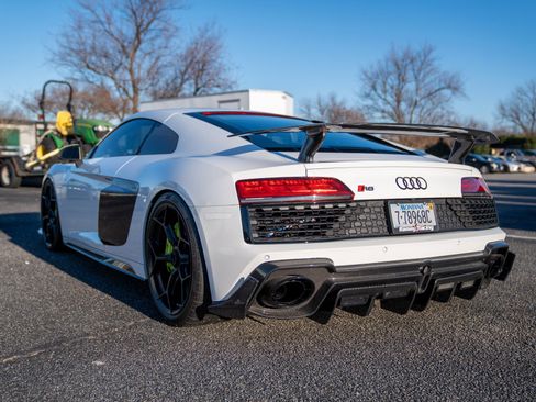 Used 2023 Audi R8 V10 performance image 8