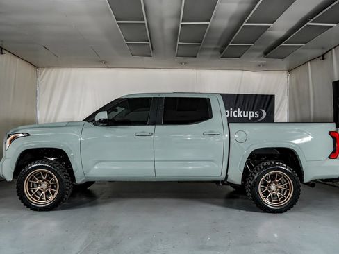 Used 2024 Toyota Tundra SR5 w/ SR5 Premium Package AWD/4WD image 12