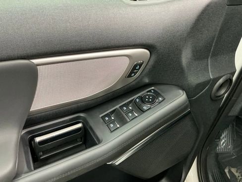 New 2026 Ford Expedition Active image 15